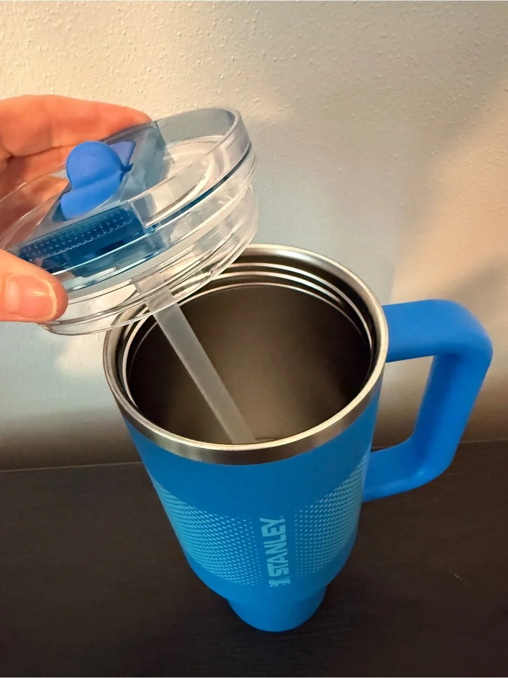 NWOT Stanley Cup Quencher Pro Tour Flip Straw Tumbler 40 oz Azure Blue - Picture 6 of 6